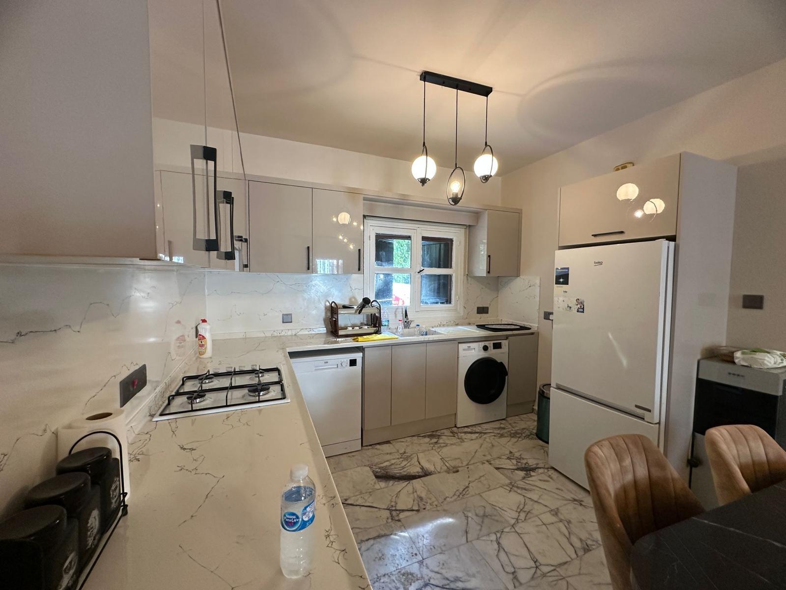 Özel Havuzlu ve 3 Yatak Odalı Ultra Lüks Villa